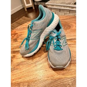 Size 9.5 - New Balance Fresh Foam 880v11 Light Cyclone Virtual Sky 2021